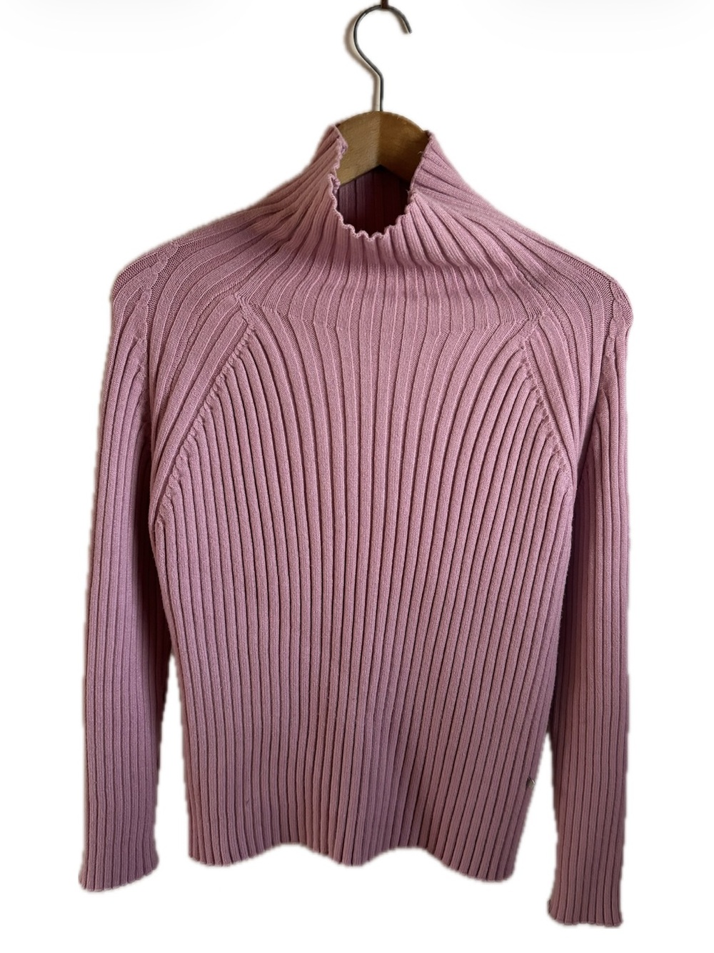 Orb Ribbed High-Neck Sweater in Mauve Pink
